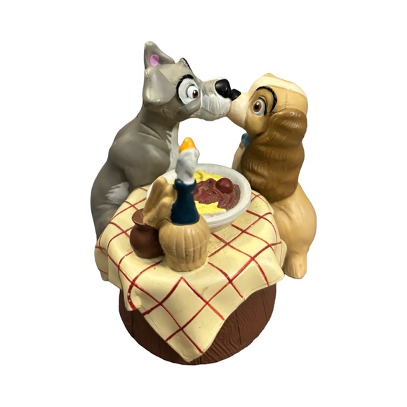 Vintage Disney Lady & Tramp Collectors Item Dog Figurine in Gray, Tan, Brown - Picture 5 of 9